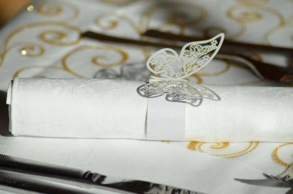 Serviette de table grande, blanche ou brodée