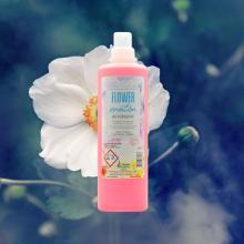 Flowers sensation, une note de fleurs d'eau, d'ambre et de patchouli.