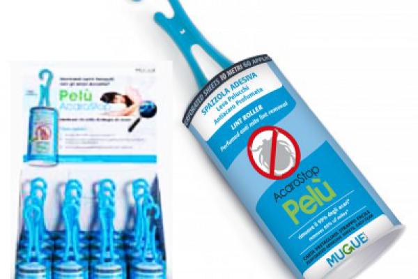Brosse adhésive enlève peluche + huiles essentielles anti-acariens