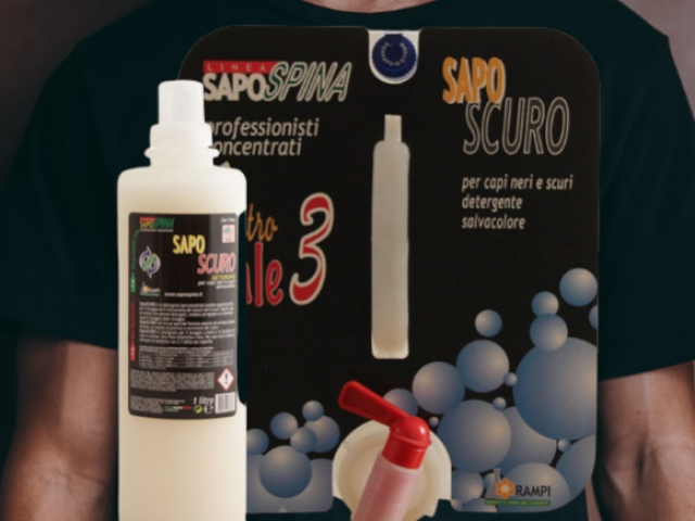 Savo noir lessive pour tous les textiles de couleur foncé, limite le blanchiment